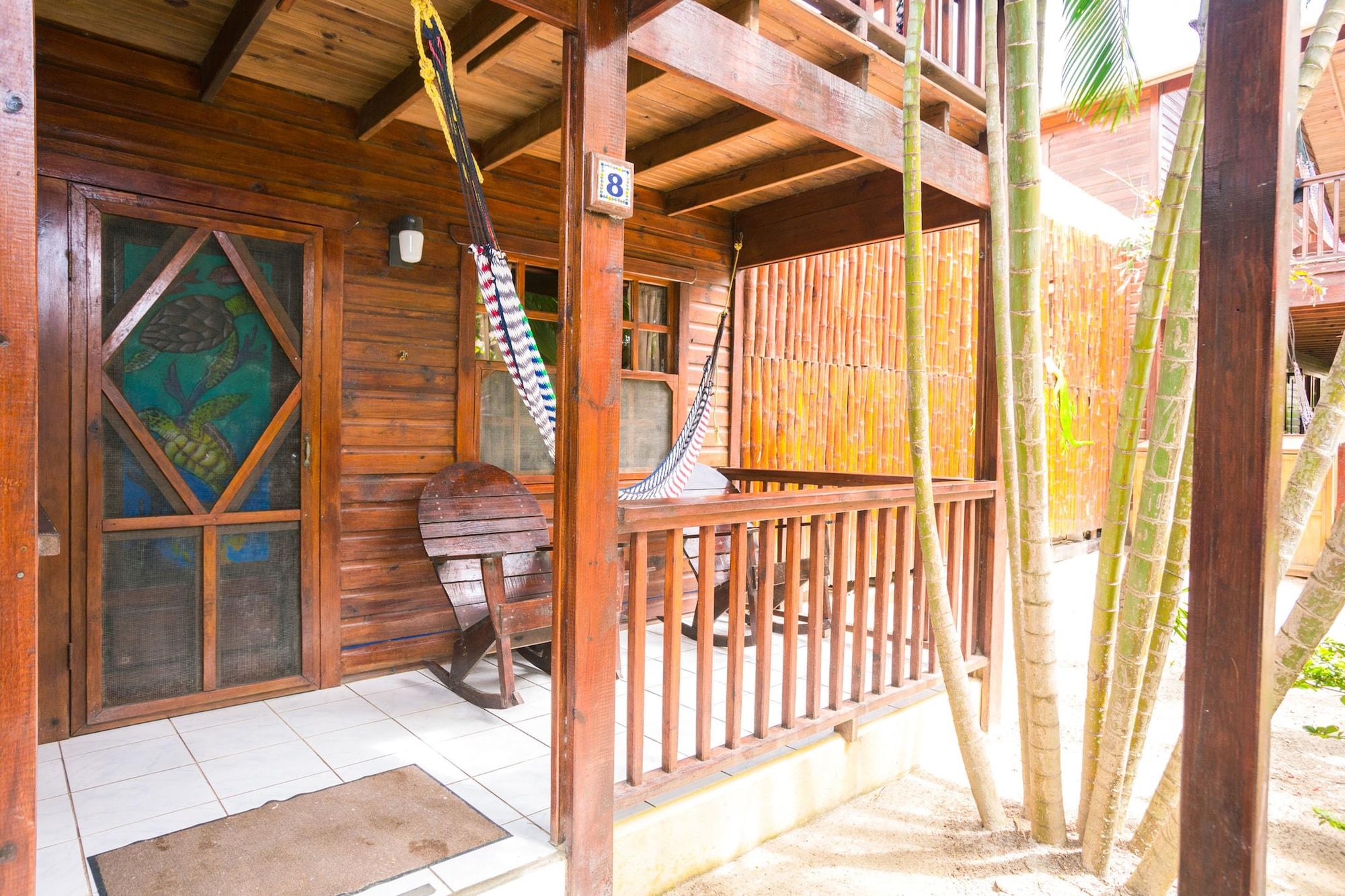 Bananarama Dive & Beach Resort West Bay Exterior foto